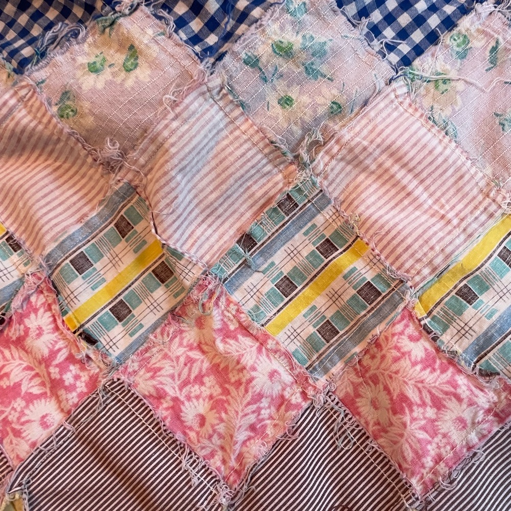 Vintage Handmade Patchwork Quilt Pattern Half Apron Gem